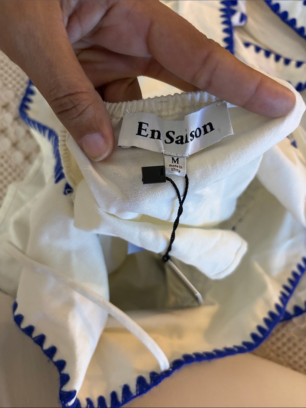 En Saison White High-Waist Shorts with Navy Trim - Picture 2 of 9